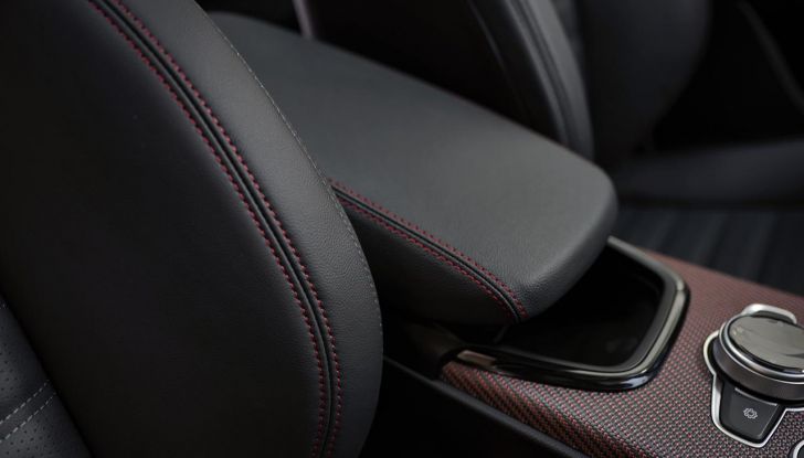 Alfa Romeo Giulia e Stelvio Quadrifoglio Super Sport: debutta la nuova serie limitata - Foto 54 di 57