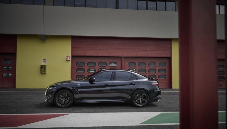 Alfa Romeo Giulia e Stelvio Quadrifoglio Super Sport: debutta la nuova serie limitata - Foto 10 di 57