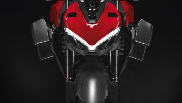 Ducati Streetfighter V2: gli accessori per esaltare design e prestazioni - Foto 3 di 9