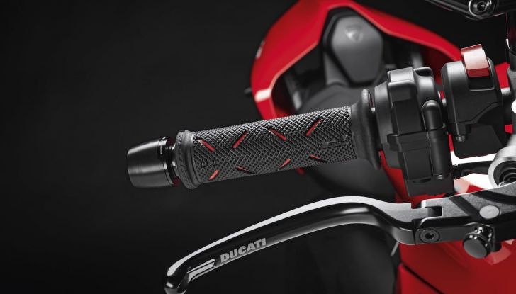 Ducati Streetfighter V2: gli accessori per esaltare design e prestazioni - Foto 6 di 9
