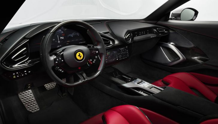 Ferrari 12Cilindri: caratteristiche, design, abitacolo, motore e prestazioni - Foto 35 di 61