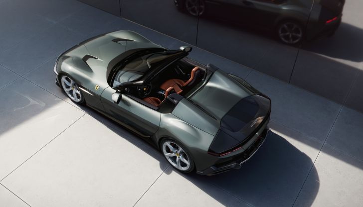 Ferrari 12Cilindri: caratteristiche, design, abitacolo, motore e prestazioni - Foto 58 di 61