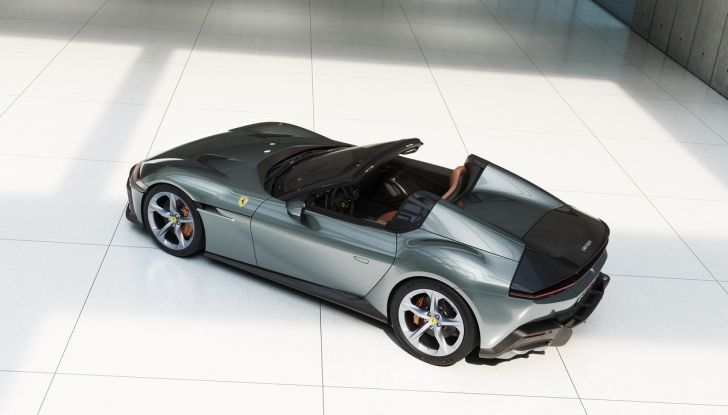 Ferrari 12Cilindri: caratteristiche, design, abitacolo, motore e prestazioni - Foto 52 di 61