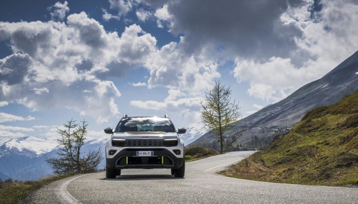 Jeep Avenger 4xe: caratteristiche, design, abitacolo, motore e prestazioni - Foto 37 di 43