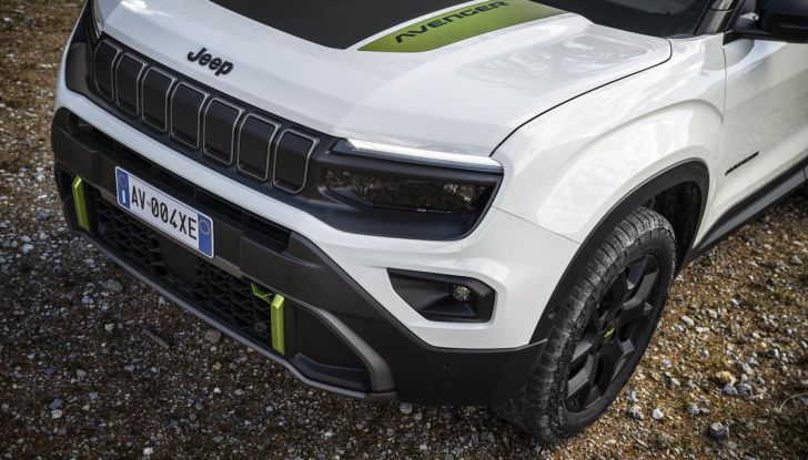 Jeep Avenger 4xe: caratteristiche, design, abitacolo, motore e prestazioni - Foto 5 di 43