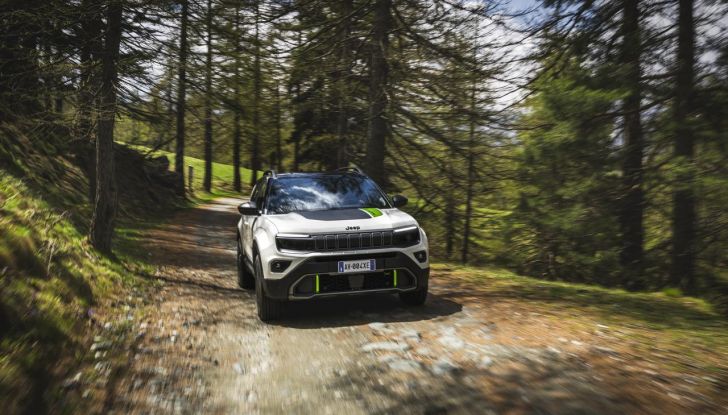 Jeep Avenger 4xe: caratteristiche, design, abitacolo, motore e prestazioni - Foto 12 di 43