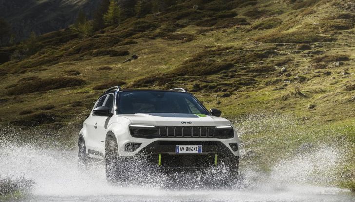 Jeep Avenger 4xe: caratteristiche, design, abitacolo, motore e prestazioni - Foto 43 di 43
