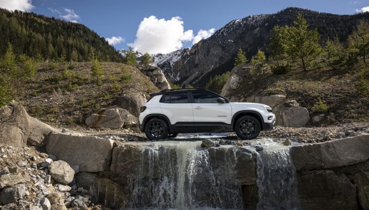 Jeep Avenger 4xe: caratteristiche, design, abitacolo, motore e prestazioni - Foto 30 di 43