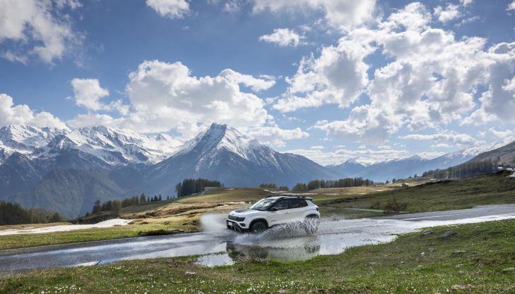 Jeep Avenger 4xe: caratteristiche, design, abitacolo, motore e prestazioni - Foto 38 di 43