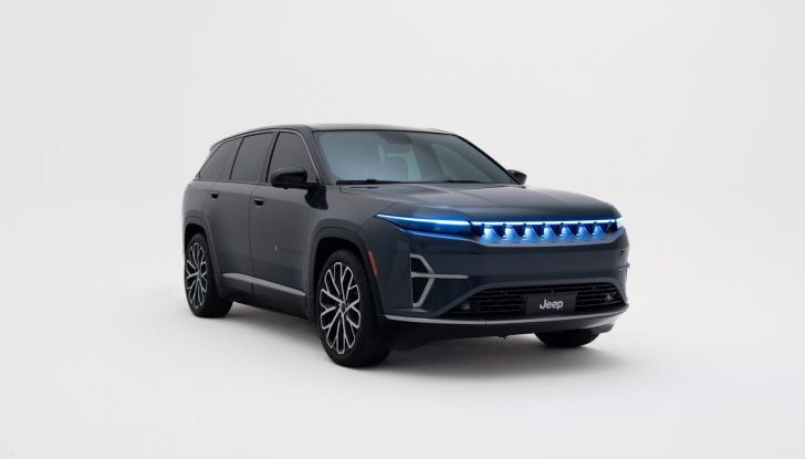 Nuova Jeep Wagoneer S: caratteristiche, design, abitacolo, prestazioni e autonomia - Foto 3 di 74