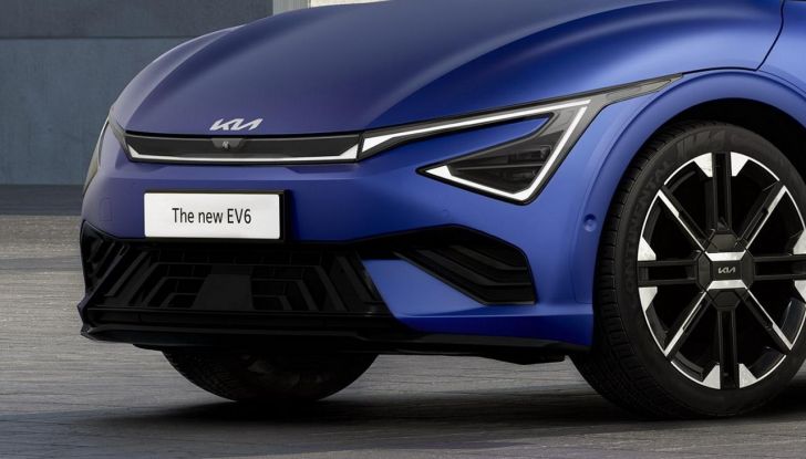 Kia EV6 2025: caratteristiche, design, abitacolo, motori, versioni, potenza, autonomia e prezzi - Foto 10 di 12