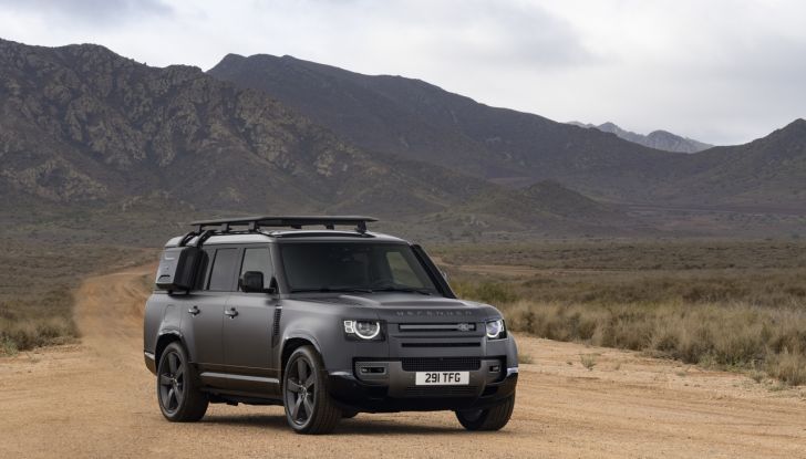 Land Rover Defender 130 Outbound 2025