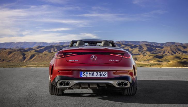 Mercedes-AMG CLE 53 Cabriolet: caratteristiche, design, abitacolo, motore e prestazioni - Foto 20 di 27