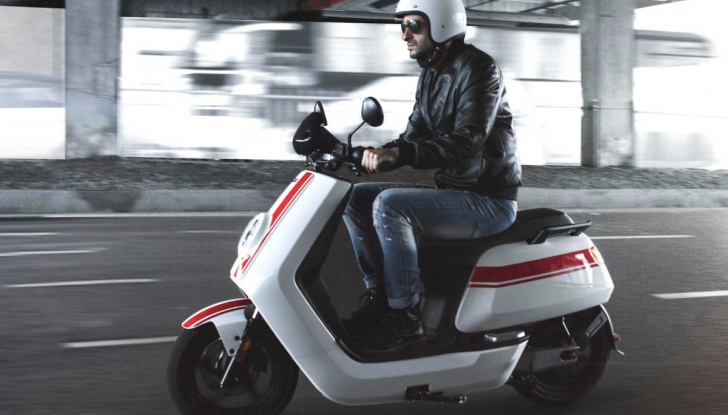 Incentivi 2024: come acquistare una moto elettrica con lo sconto - Foto 6 di 19