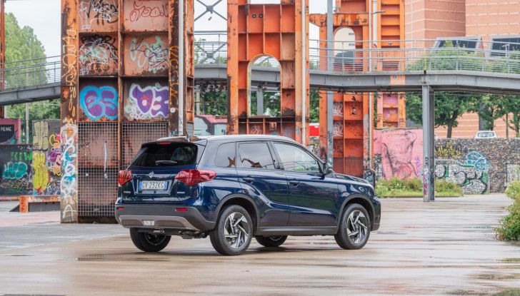 Nuova Suzuki Vitara Hybrid: caratteristiche, design, abitacolo, motori, allestimenti e prezzi - Foto 36 di 64