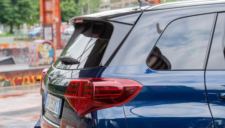 Nuova Suzuki Vitara Hybrid: caratteristiche, design, abitacolo, motori, allestimenti e prezzi - Foto 29 di 64