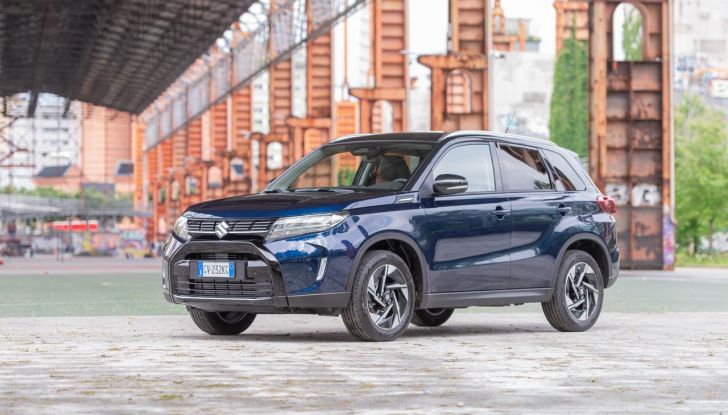 Nuova Suzuki Vitara Hybrid: caratteristiche, design, abitacolo, motori, allestimenti e prezzi - Foto 48 di 64
