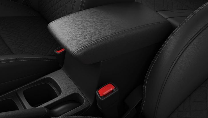 Nuova Suzuki Vitara Hybrid: caratteristiche, design, abitacolo, motori, allestimenti e prezzi - Foto 10 di 64