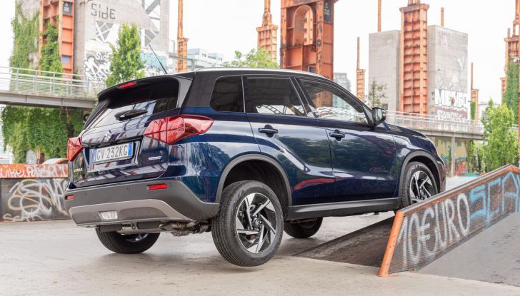 Nuova Suzuki Vitara Hybrid: caratteristiche, design, abitacolo, motori, allestimenti e prezzi - Foto 41 di 64
