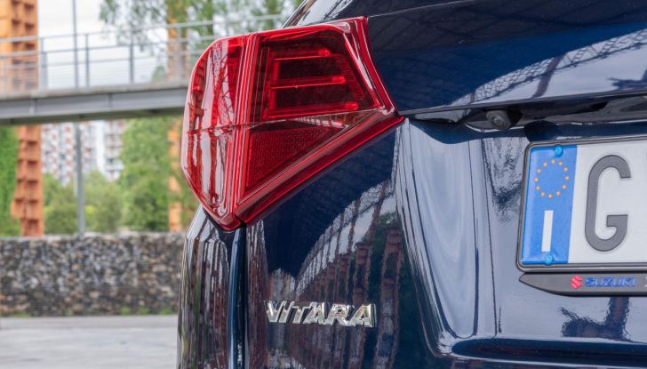 Nuova Suzuki Vitara Hybrid: caratteristiche, design, abitacolo, motori, allestimenti e prezzi - Foto 57 di 64