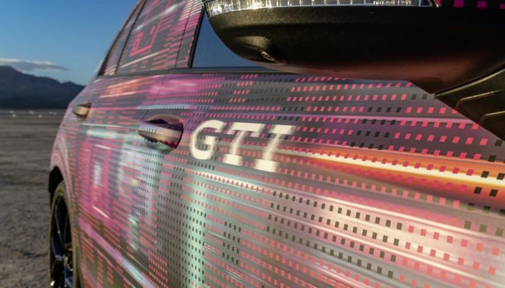 Nuova Volkswagen Golf GTI: al via i preordini da 44.505 euro - Foto 32 di 46