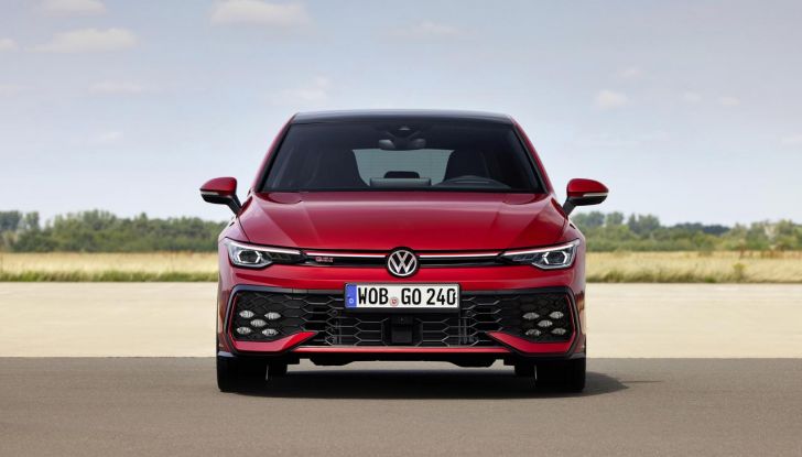 Nuova Volkswagen Golf GTI: al via i preordini da 44.505 euro - Foto 5 di 46