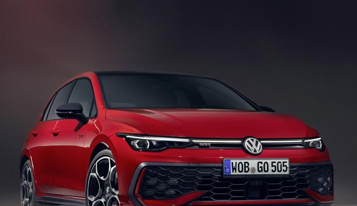 Nuova Volkswagen Golf GTI: al via i preordini da 44.505 euro - Foto 44 di 46