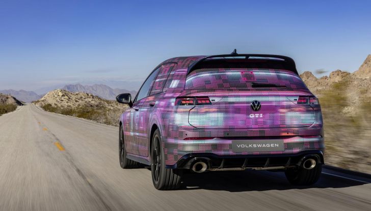 Nuova Volkswagen Golf GTI: al via i preordini da 44.505 euro - Foto 24 di 46