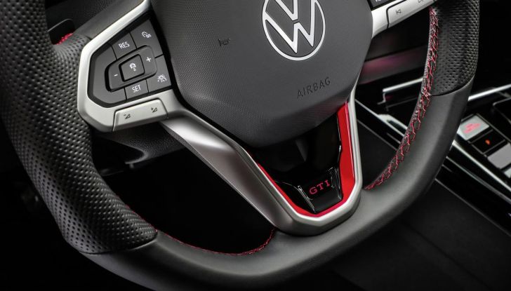 Nuova Volkswagen Golf GTI: al via i preordini da 44.505 euro - Foto 8 di 46