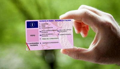 Patente B auto: guida ai costi, esame e regolamenti 2024
