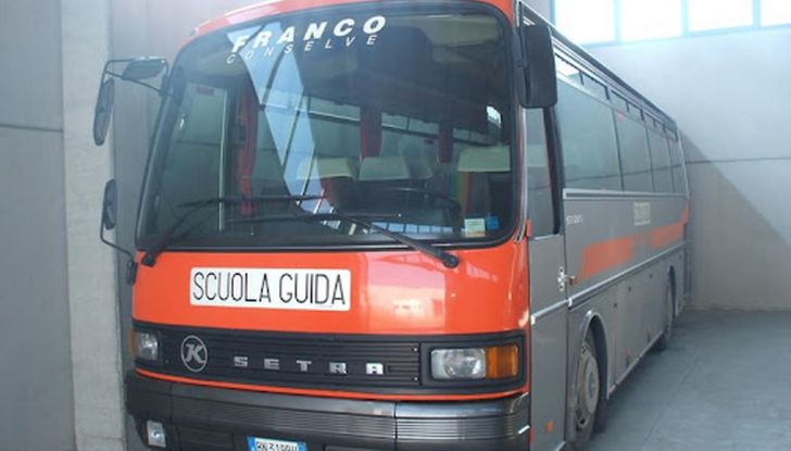 Patente D autobus: costi, esame e procedura completa 2024 - Foto 11 di 11