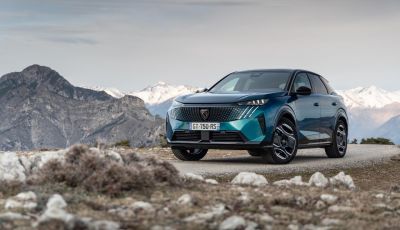 Peugeot 3008 Plug-in Hybrid: caratteristiche, design, abitacolo, motore, allestimenti e prezzi