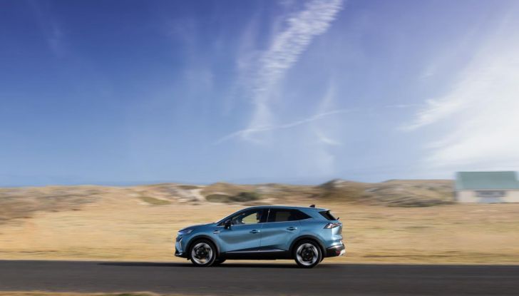 Renault Symbioz: prime informazioni sul nuovo C-SUV - Foto 56 di 103