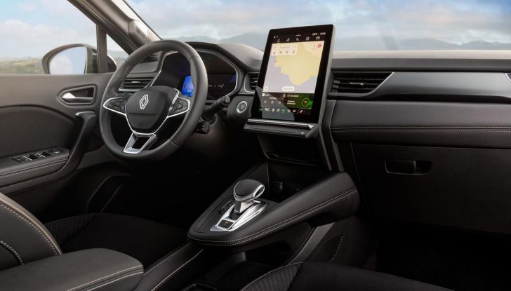 Renault Symbioz: prime informazioni sul nuovo C-SUV - Foto 45 di 103