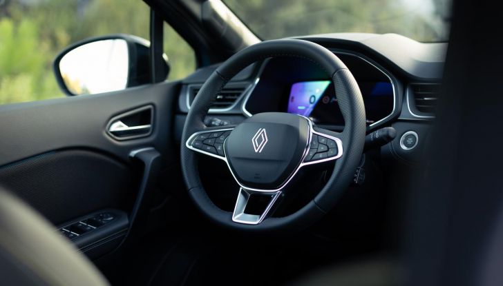 Renault Symbioz: prime informazioni sul nuovo C-SUV - Foto 43 di 103