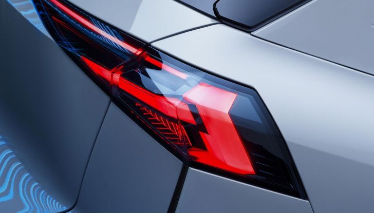 Renault Symbioz: prime informazioni sul nuovo C-SUV - Foto 93 di 103