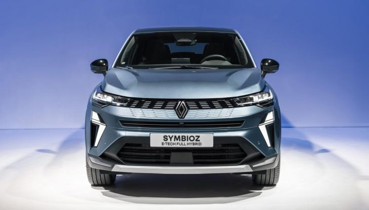 Renault Symbioz: prime informazioni sul nuovo C-SUV - Foto 30 di 103