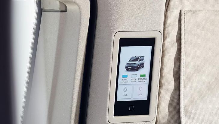 Volkswagen California 2024: caratteristiche, design, abitacolo, motori e allestimenti - Foto 8 di 10