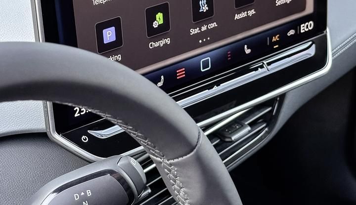 Volkswagen ID.3 Pro S: caratteristiche, design, abitacolo, autonomia, motore e prezzi - Foto 9 di 10