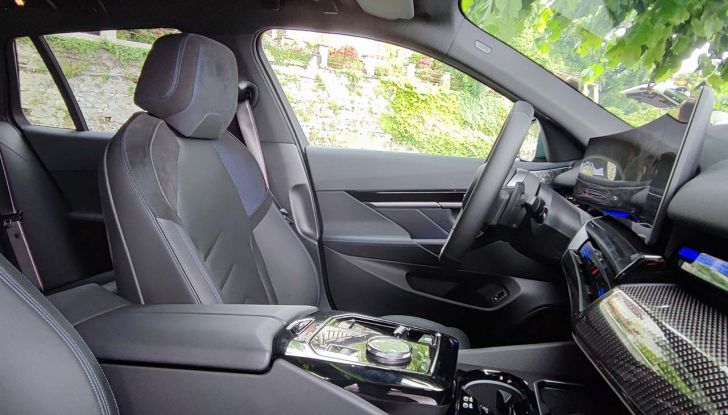 BMW Serie 5 Touring 2024: prova su strada della station wagon diesel ed elettrica - Foto 22 di 29