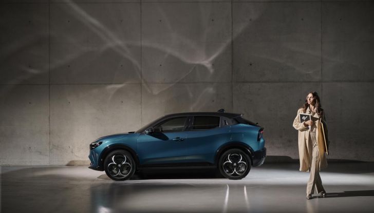 Alfa Romeo Junior Veloce: debutta la nuova versione con motore da 280 CV - Foto 41 di 59