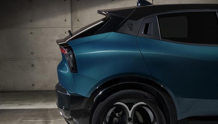 Alfa Romeo Junior Veloce: debutta la nuova versione con motore da 280 CV - Foto 45 di 59