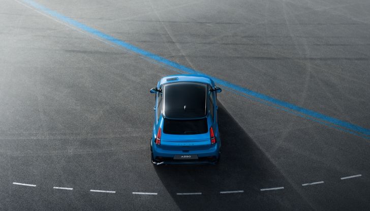 Alpine A290: caratteristiche, design, abitacolo, motore, versioni, autonomia e prestazioni - Foto 41 di 136