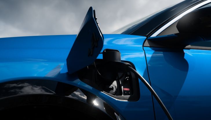 Alpine A290: caratteristiche, design, abitacolo, motore, versioni, autonomia e prestazioni - Foto 48 di 136