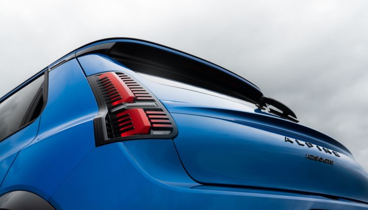 Alpine A290: caratteristiche, design, abitacolo, motore, versioni, autonomia e prestazioni - Foto 51 di 136