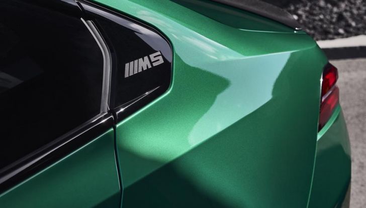 BMW M5 2025: caratteristiche, design, abitacolo, motore, autonomia, prestazioni e disponibilità - Foto 21 di 67