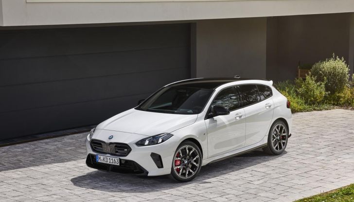 BMW Serie 1 2025: caratteristiche, design, abitacolo, versioni, motori e prestazioni - Foto 80 di 124