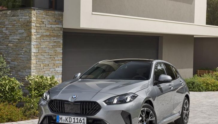 BMW Serie 1 2025: caratteristiche, design, abitacolo, versioni, motori e prestazioni - Foto 9 di 124