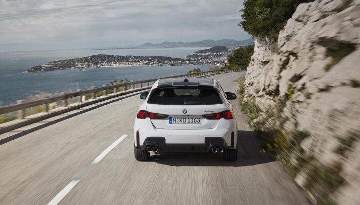 BMW Serie 1 2025: caratteristiche, design, abitacolo, versioni, motori e prestazioni - Foto 52 di 124