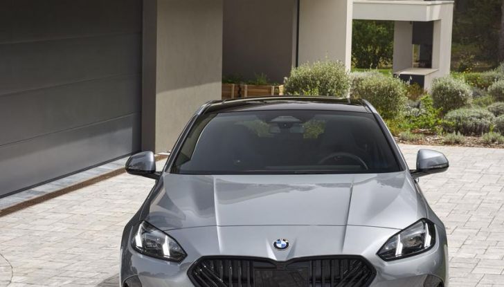 BMW Serie 1 2025: caratteristiche, design, abitacolo, versioni, motori e prestazioni - Foto 11 di 124